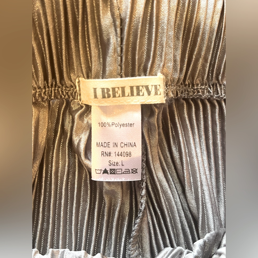 Pleated pants wide-leg silver metallic. Drawstring stretchy waist. Size L - Picture 12 of 12